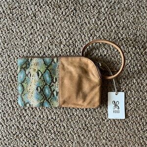 HOBO sable wristlet